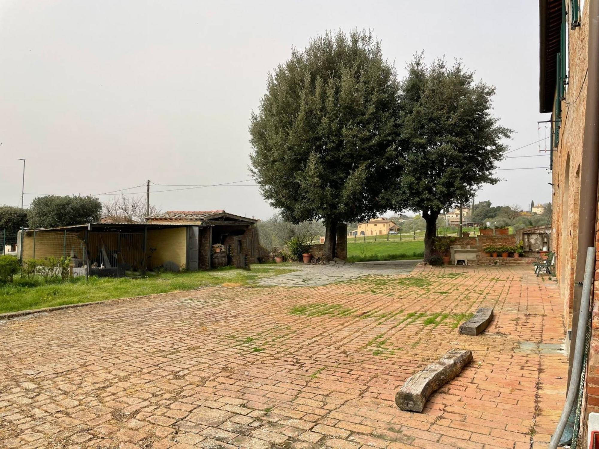 Podere Piazza Casa Dell'Arcivescovo Siena Exterior foto